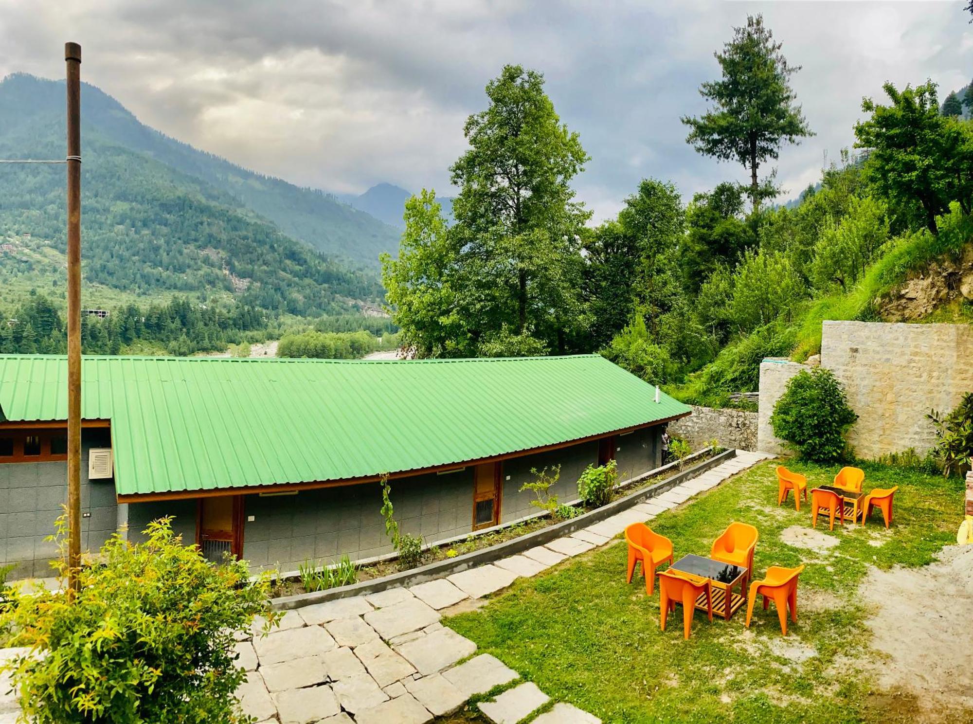 Snow Clad Riverview Hotel & Resort, Manali ภายนอก รูปภาพ