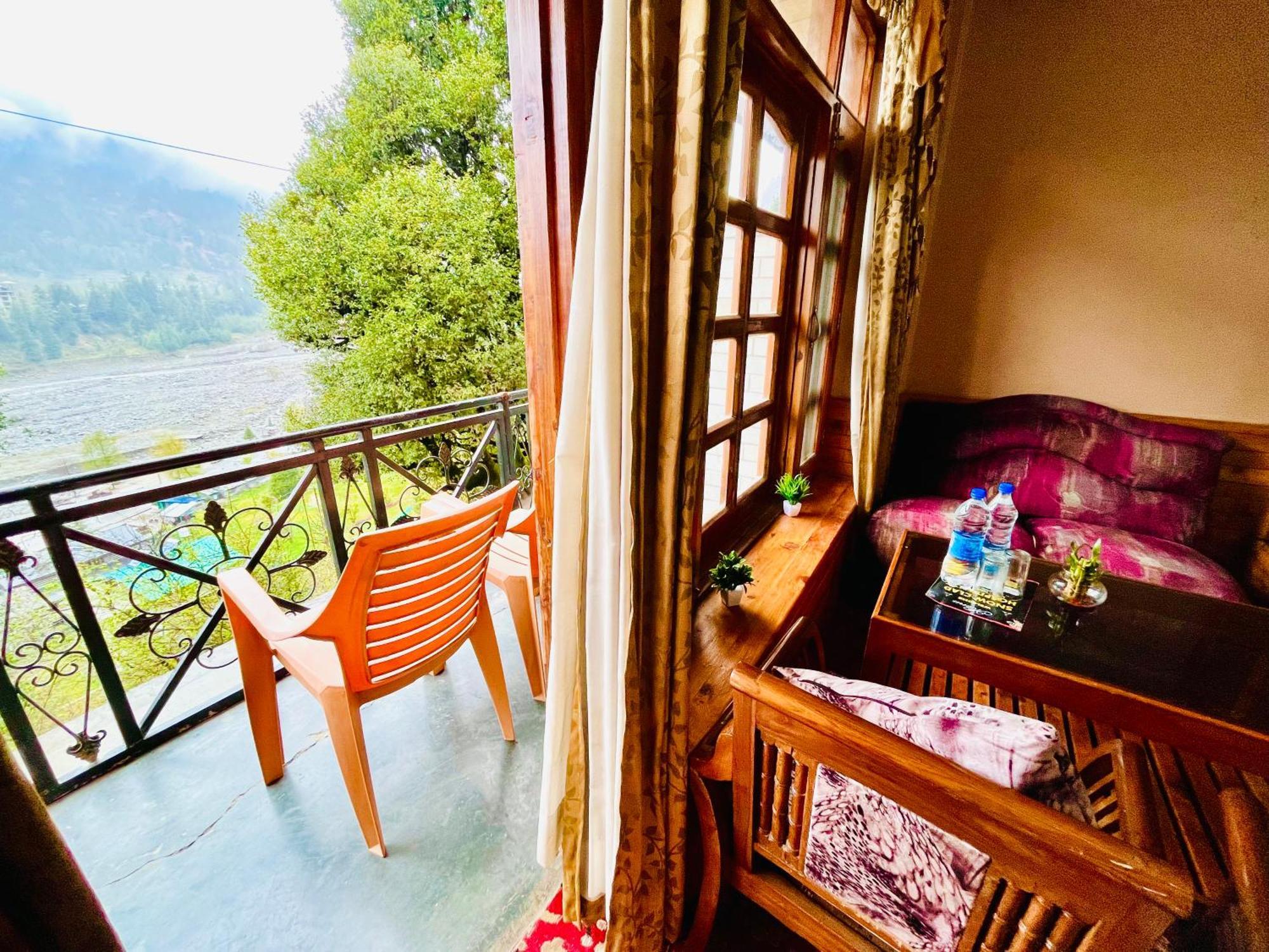 Snow Clad Riverview Hotel & Resort, Manali ภายนอก รูปภาพ